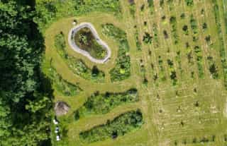 Drohnenaufnahme unseres Gartens